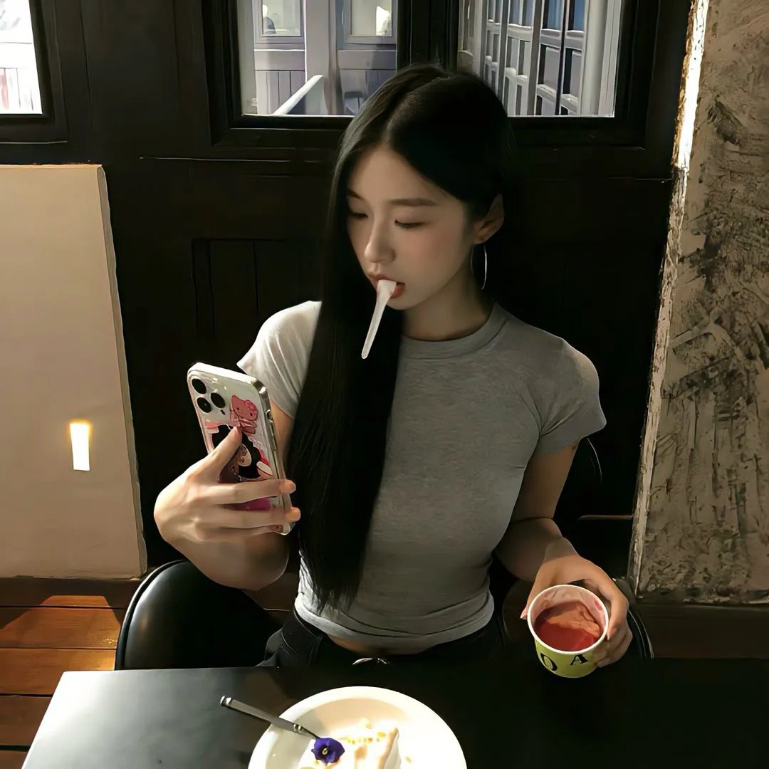 屋顶里的散步者